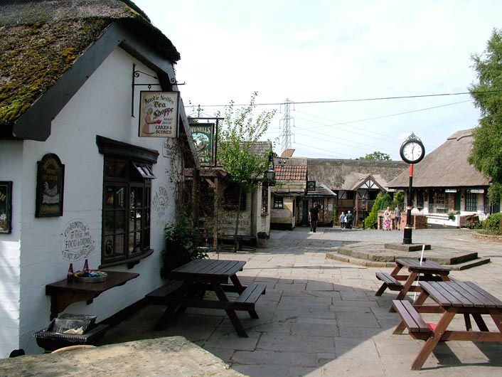 Back of Guy's and Owd Nell's Tavern