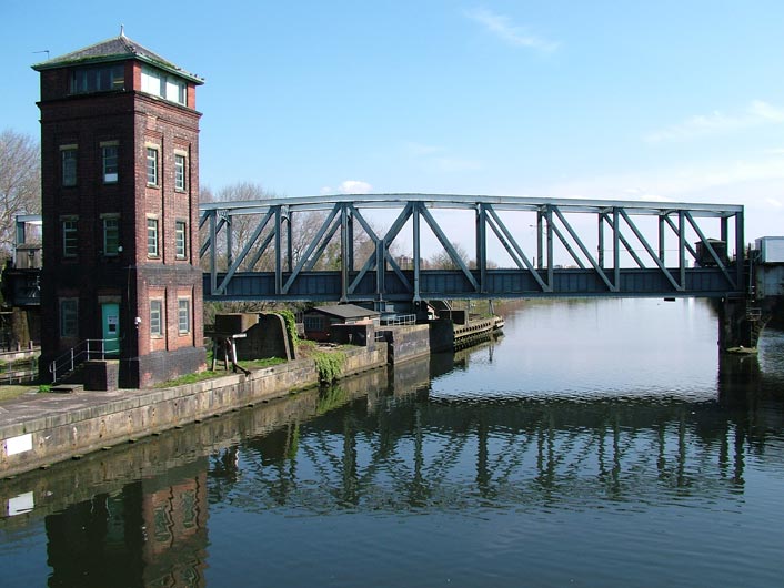 Another view of Barton Swing Aqueduct bridge