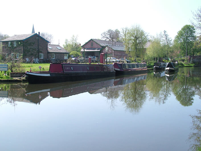 Boats moored at Oughtrington