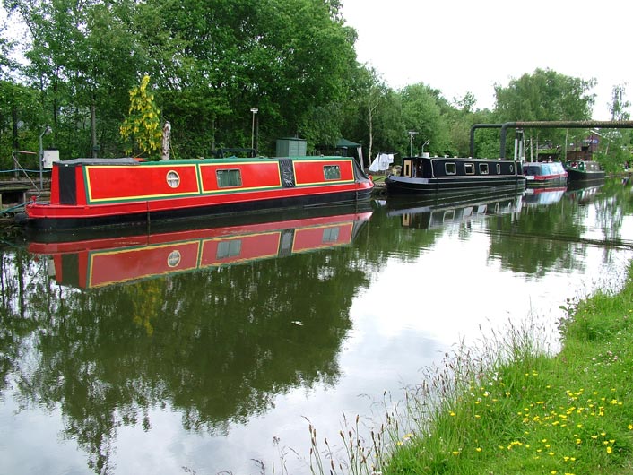 Boats moored close to Runcorn