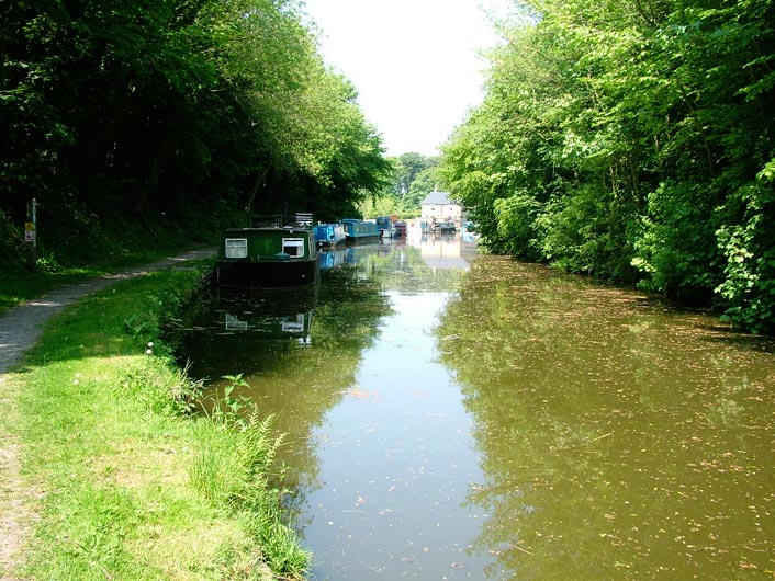 Boats moored close to Salwick Hall bridge