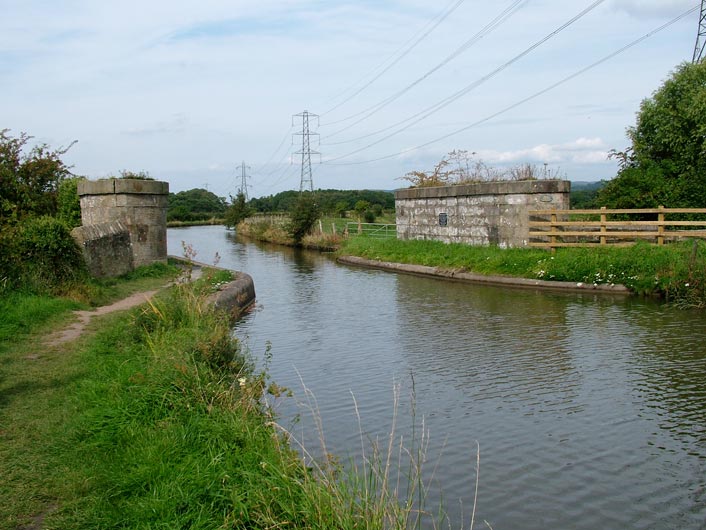 Brock aqueduct (Bridge 46)