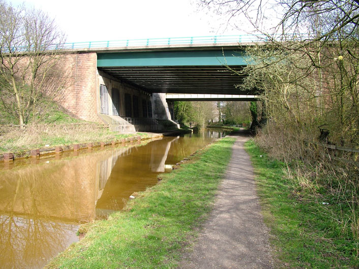 M60 motorway bridge (Bridge 53)