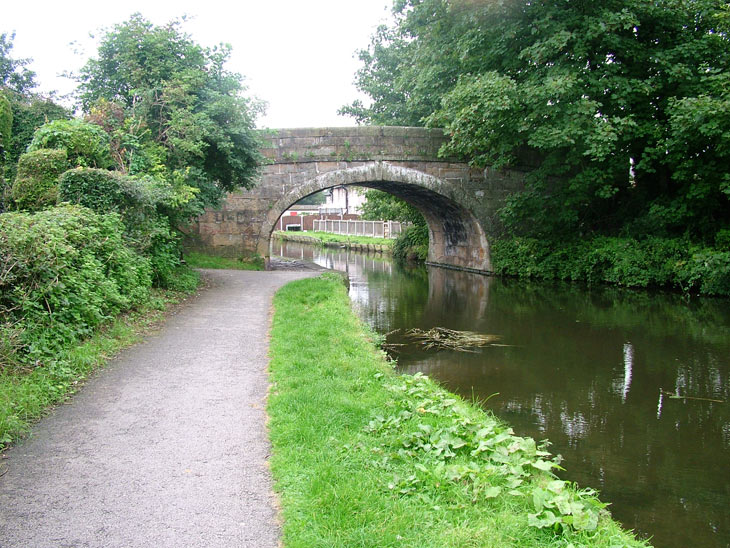 Beaumont Hall bridge (Bridge 109)