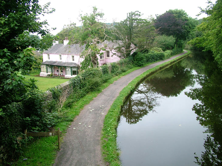 View from Bolton Turnpike bridge (Bridge 123)