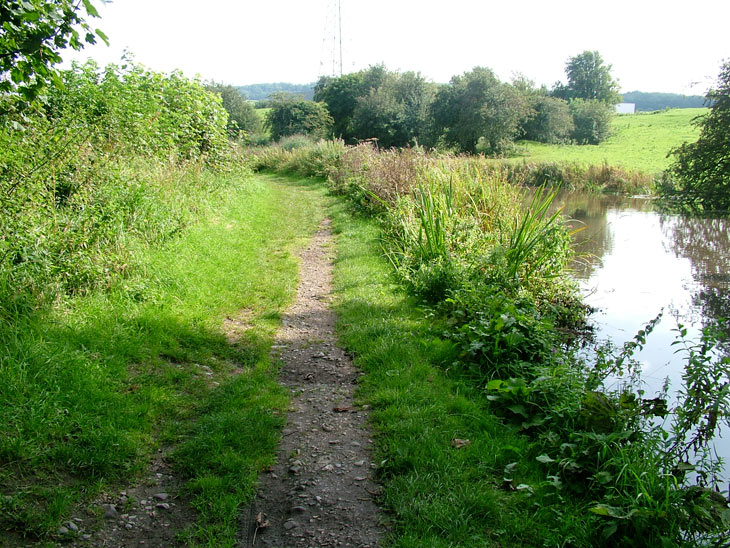 Oh no! The easy towpath has gone.