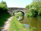Cyclists at Quaker's bridge (Bridge 19) Cyclists at Quaker's bridge (Bridge 19)